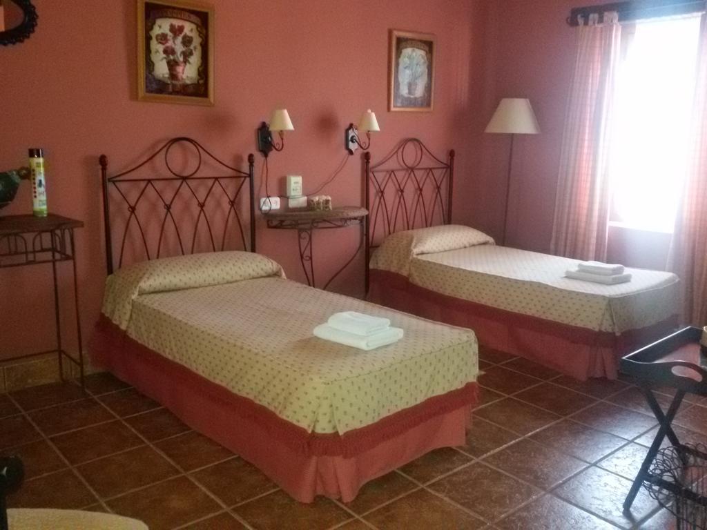 Posada Rural La Corbera Utrera Szoba fotó